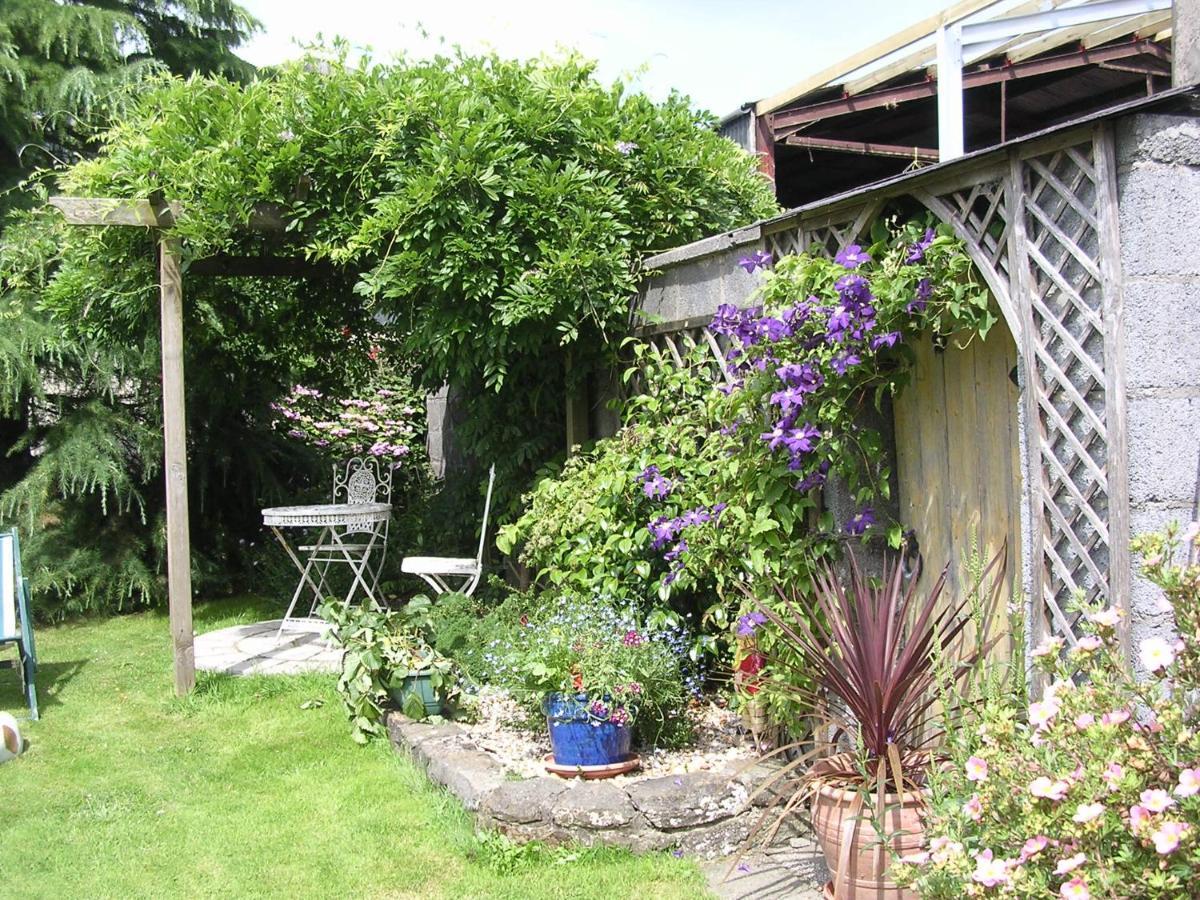 Glascoed Farmhouse Carmarthen Exterior foto